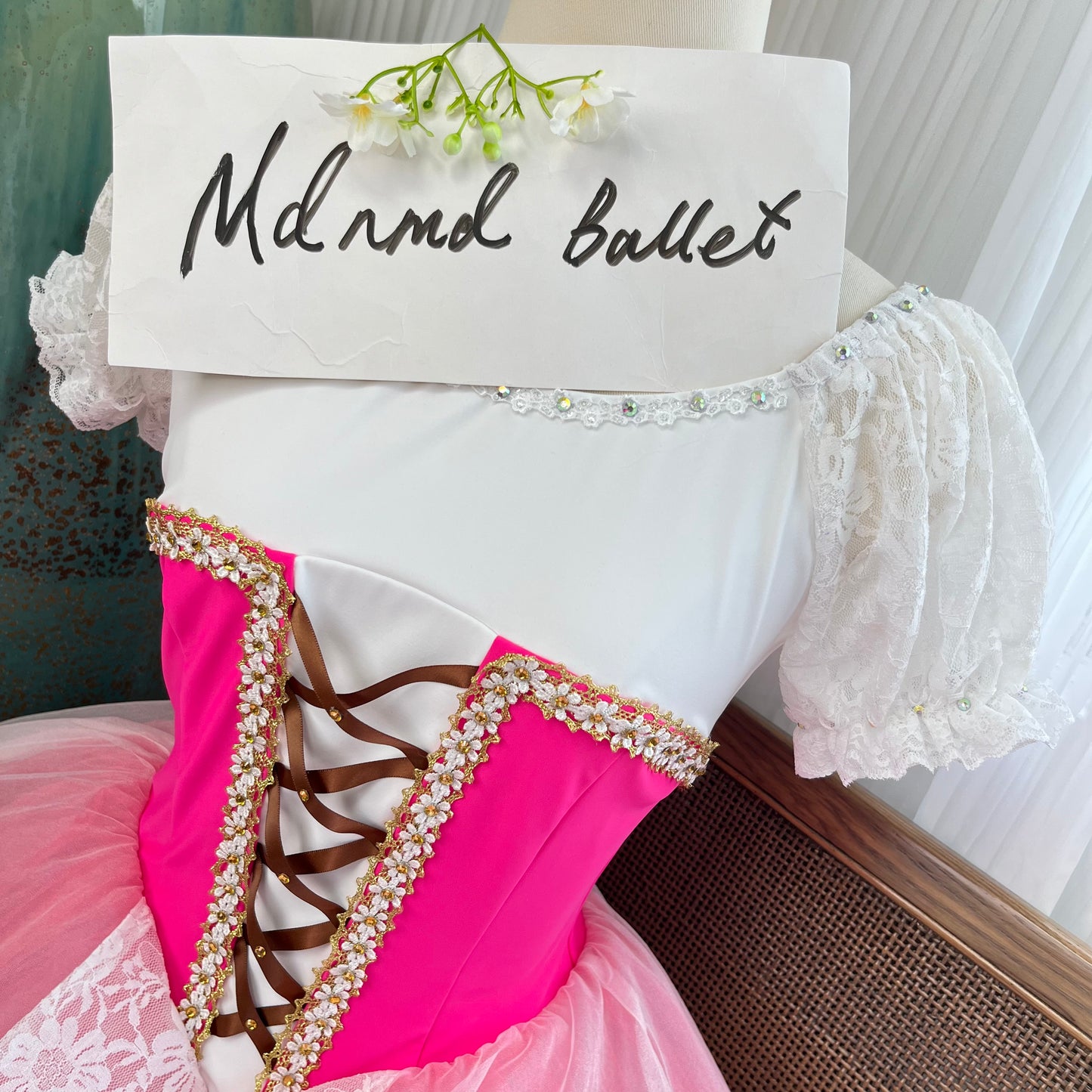 Elegant Pink Ballet Costume with Lace Detail and Full Tulle Skirt - MDC0145