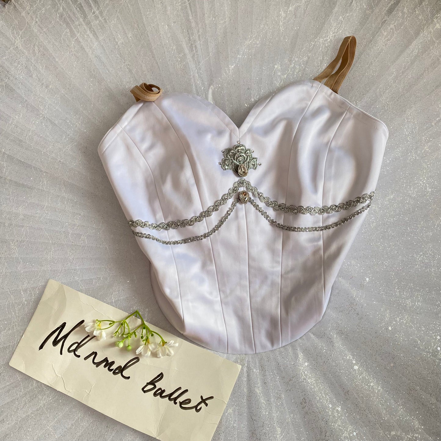 Elegant White Ballet Dress - Heart - Shaped Neckline & Glittering Tulle-MDT0168