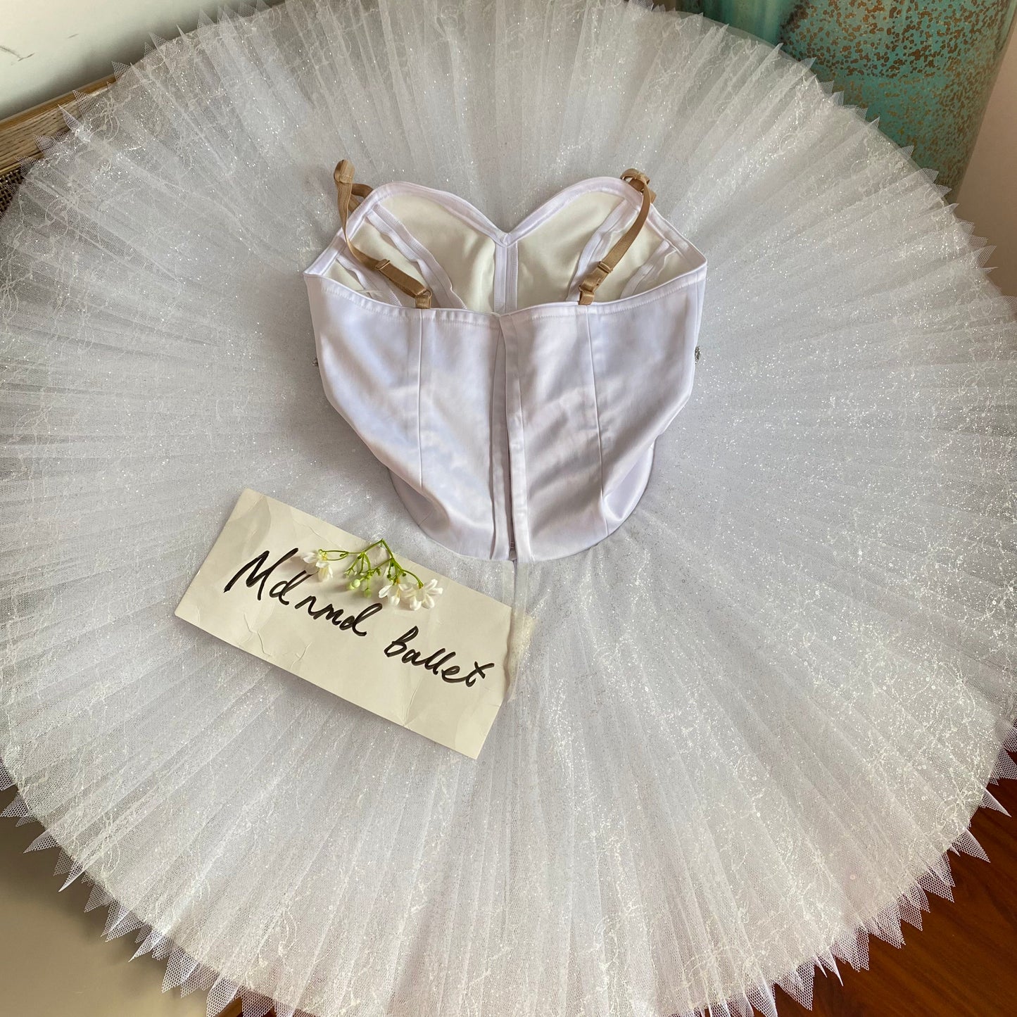 Elegant White Ballet Dress - Heart - Shaped Neckline & Glittering Tulle-MDT0168