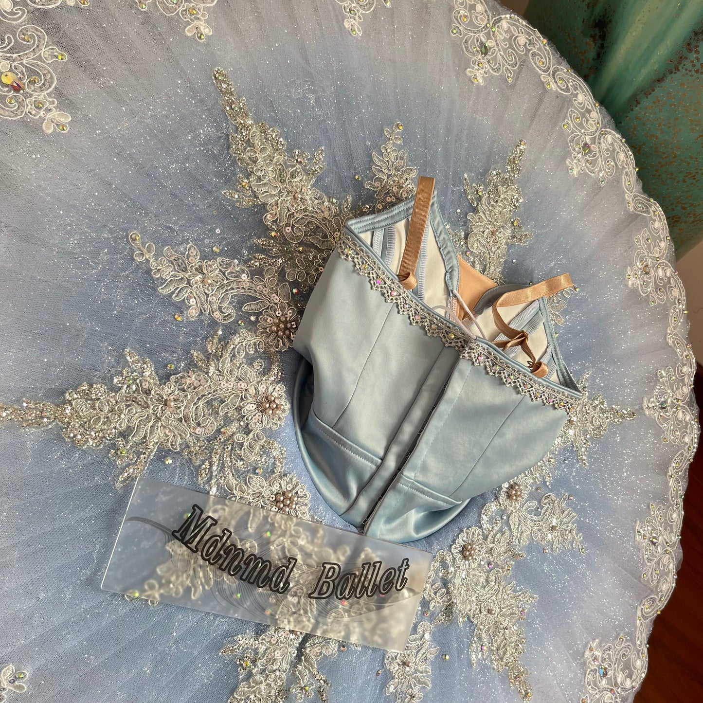 Classic Elegant Professional Ballet Dress with Lace and Rhinestones, Ideal for Silver Fairy Performances-MDT1050