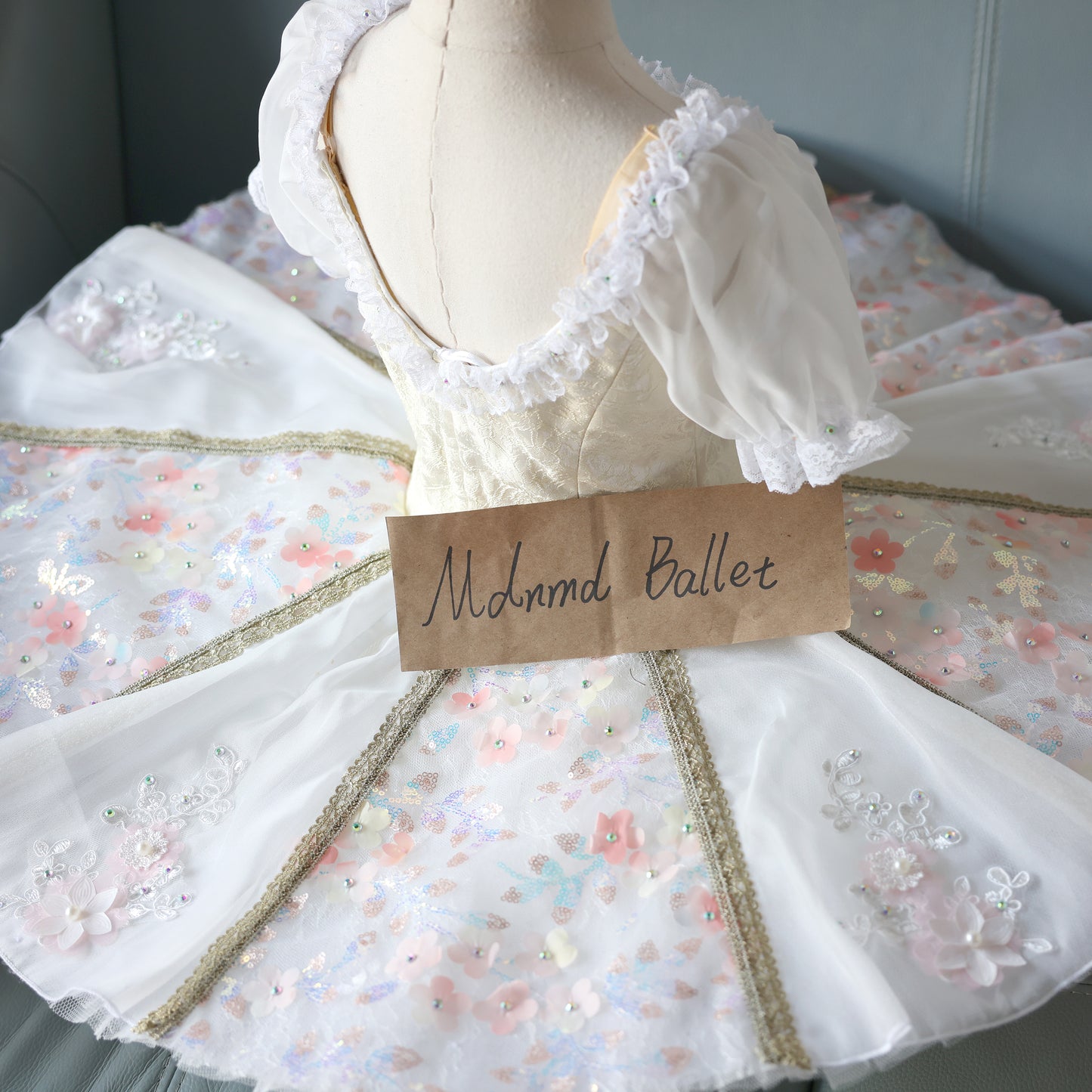 Floral Lace Ballet Tutu Dress for Girls – Ivory and Pink with Puff Sleeves -