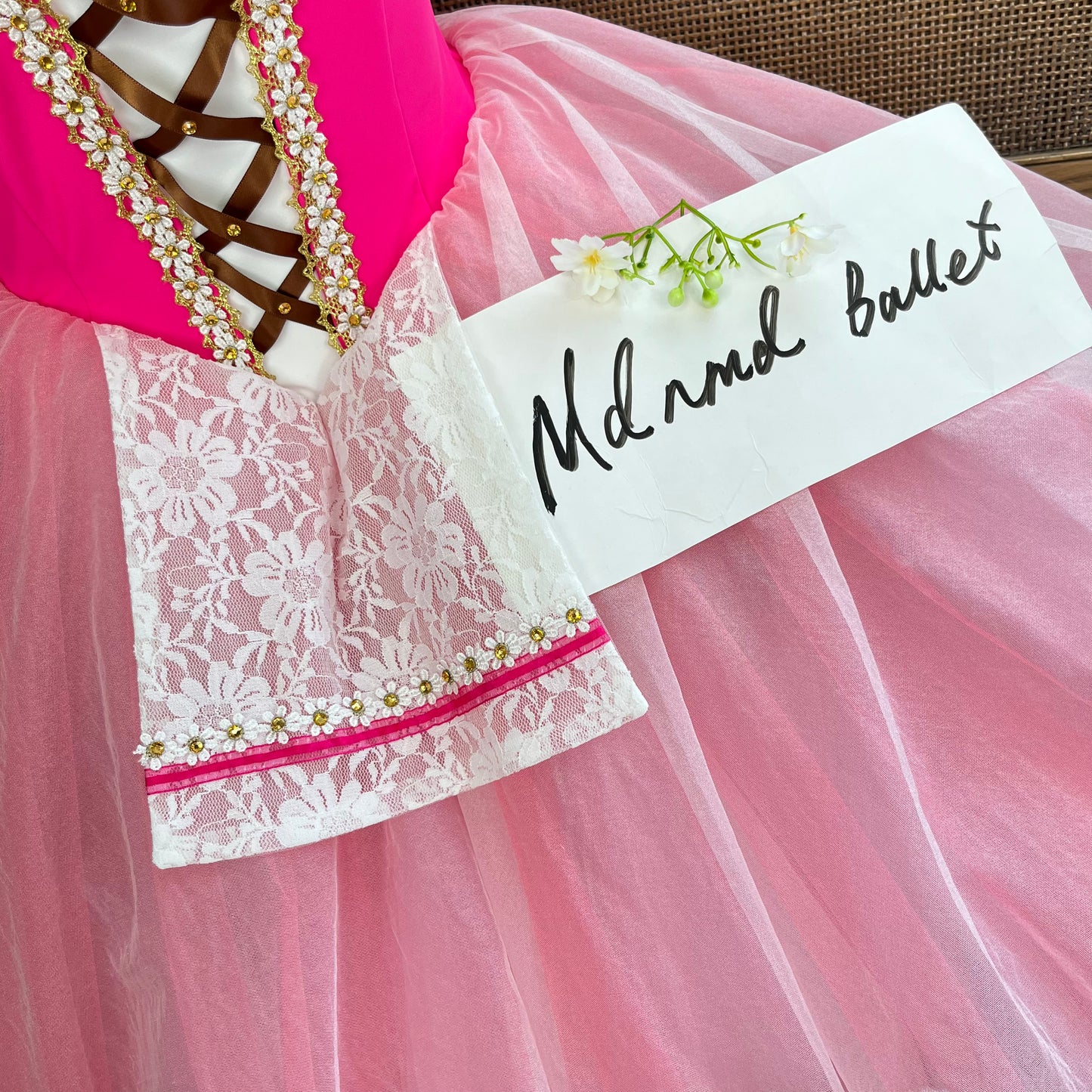Elegant Pink Ballet Costume with Lace Detail and Full Tulle Skirt - MDC0145