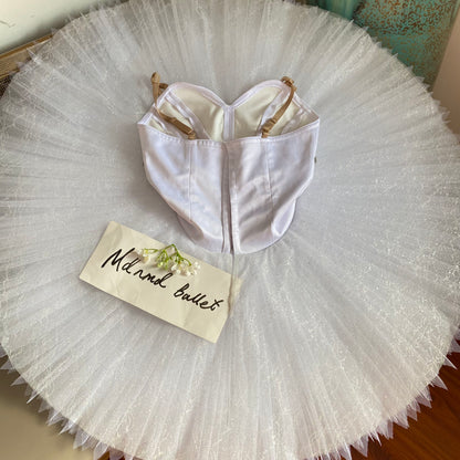 Elegant White Ballet Dress - Heart - Shaped Neckline & Glittering Tulle-MDT0168