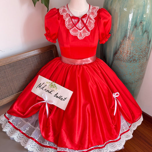 Coppélia Ballet Gown: Handmade with Lace and Bow Design - Ideal Ballet Dress for Girls-MDC0330