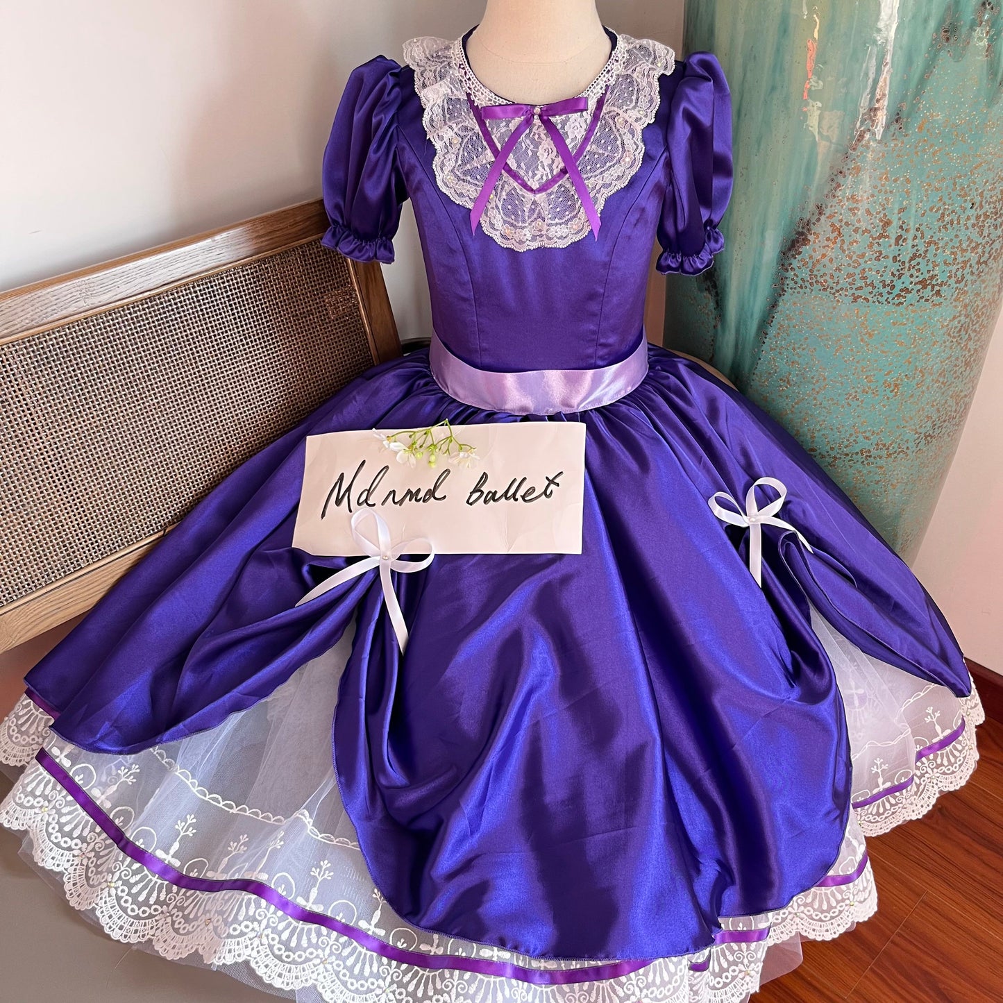 Coppélia Ballet Gown: Handmade with Lace and Bow Design - Ideal Ballet Dress for Girls-MDC0330