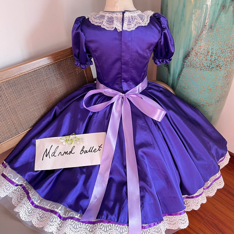 Coppélia Ballet Gown: Handmade with Lace and Bow Design - Ideal Ballet Dress for Girls-MDC0330
