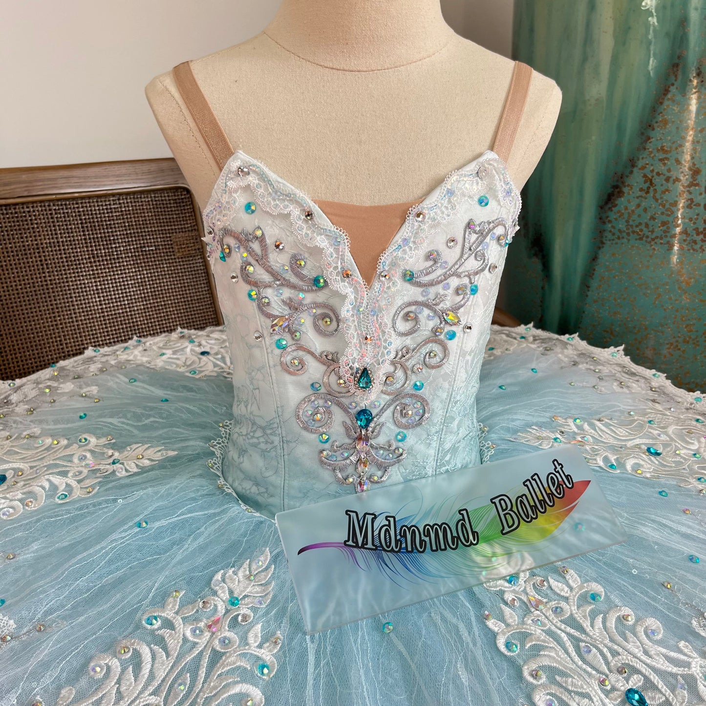 Professional ballet dress.Aqua blue Bluebird-themed ballet dress.Professional ballet dancers' ballet dress.-MDT0421