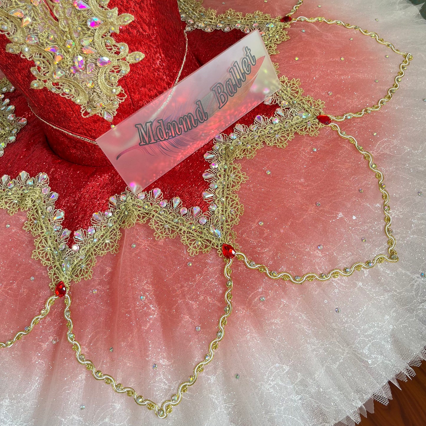 Red professional ballet skirt, a performance costume for professional ballet dancers.-MDT1237