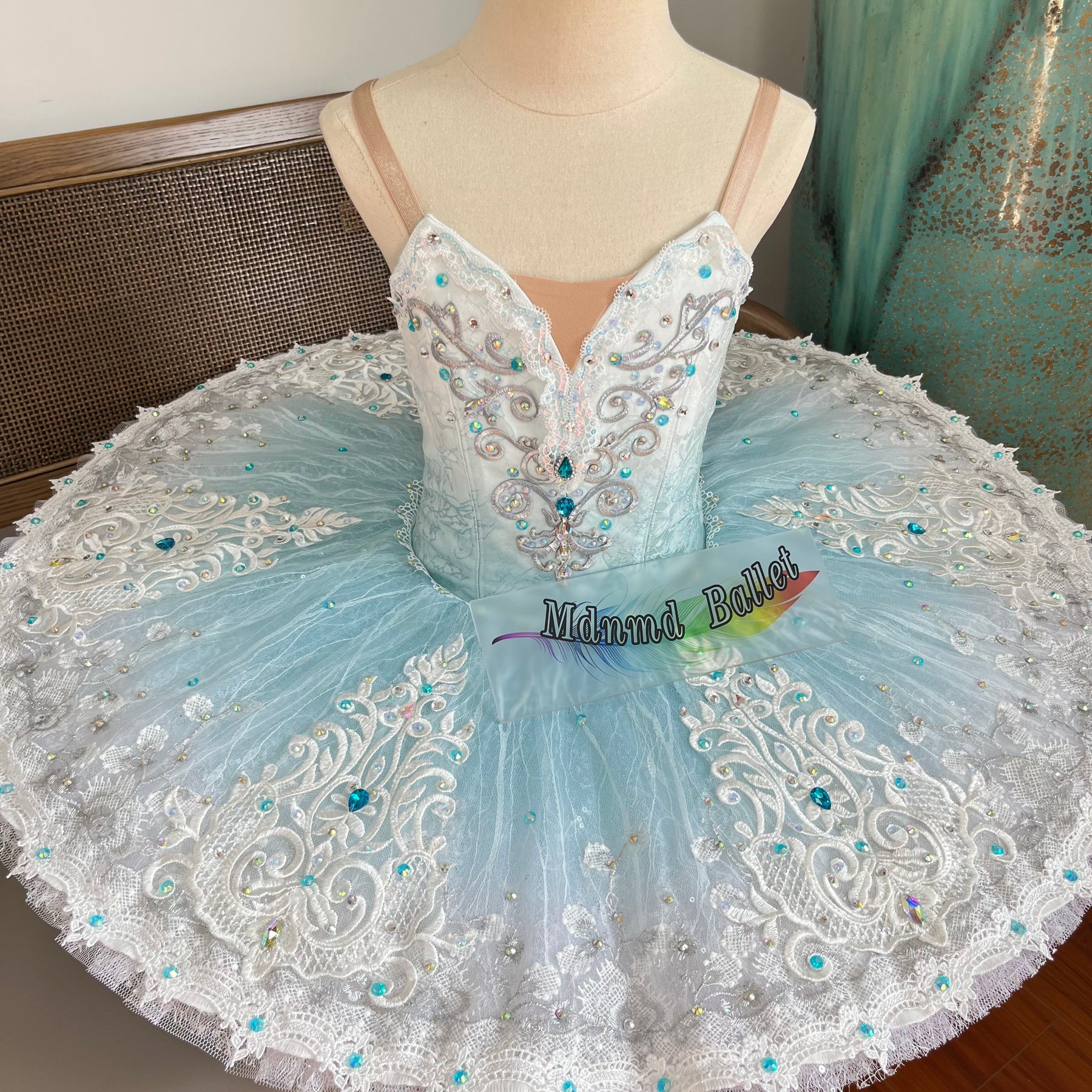 Professional ballet dress.Aqua blue Bluebird-themed ballet dress.Professional ballet dancers' ballet dress.-MDT0421