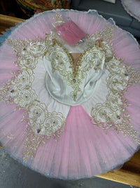 BT1702-2 - With hoop and hand-tacked tulle - Size 120 cm