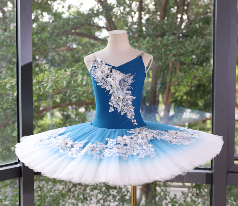 BT1827 - With hoop - Size 140 cm