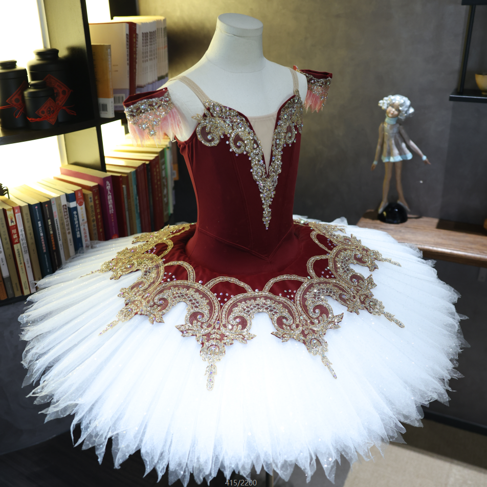 BT1908 - With hand-tacked tulle - Size 150 cm