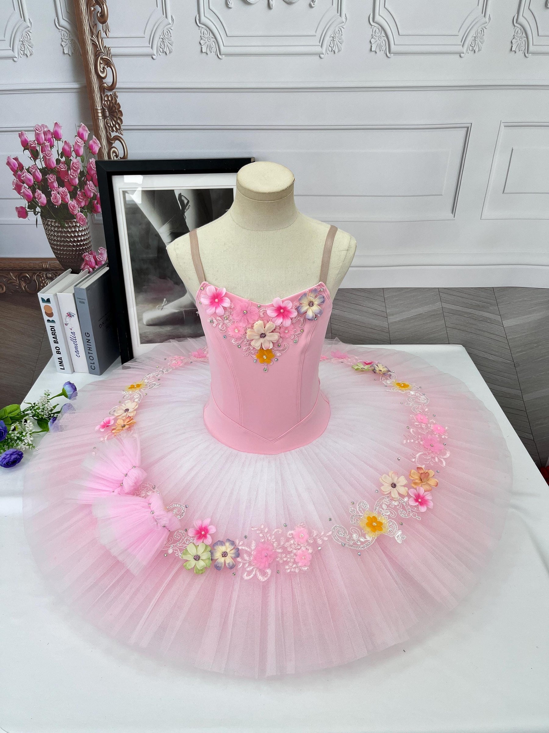 Handmade Swan Lake Ballet Gown: Lace Embroidery, Floral Design, Gradient Colors