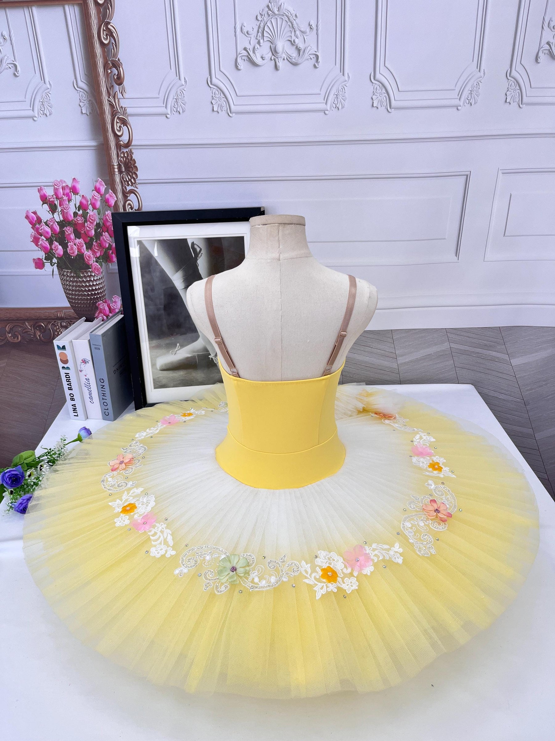 Handmade Swan Lake Ballet Gown: Lace Embroidery, Floral Design, Gradient Colors