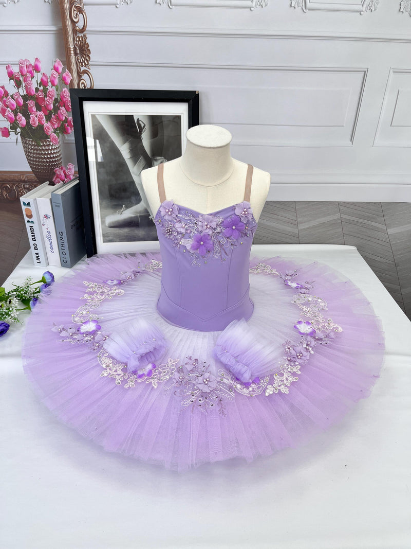 Handmade Swan Lake Ballet Gown: Lace Embroidery, Floral Design, Gradient Colors
